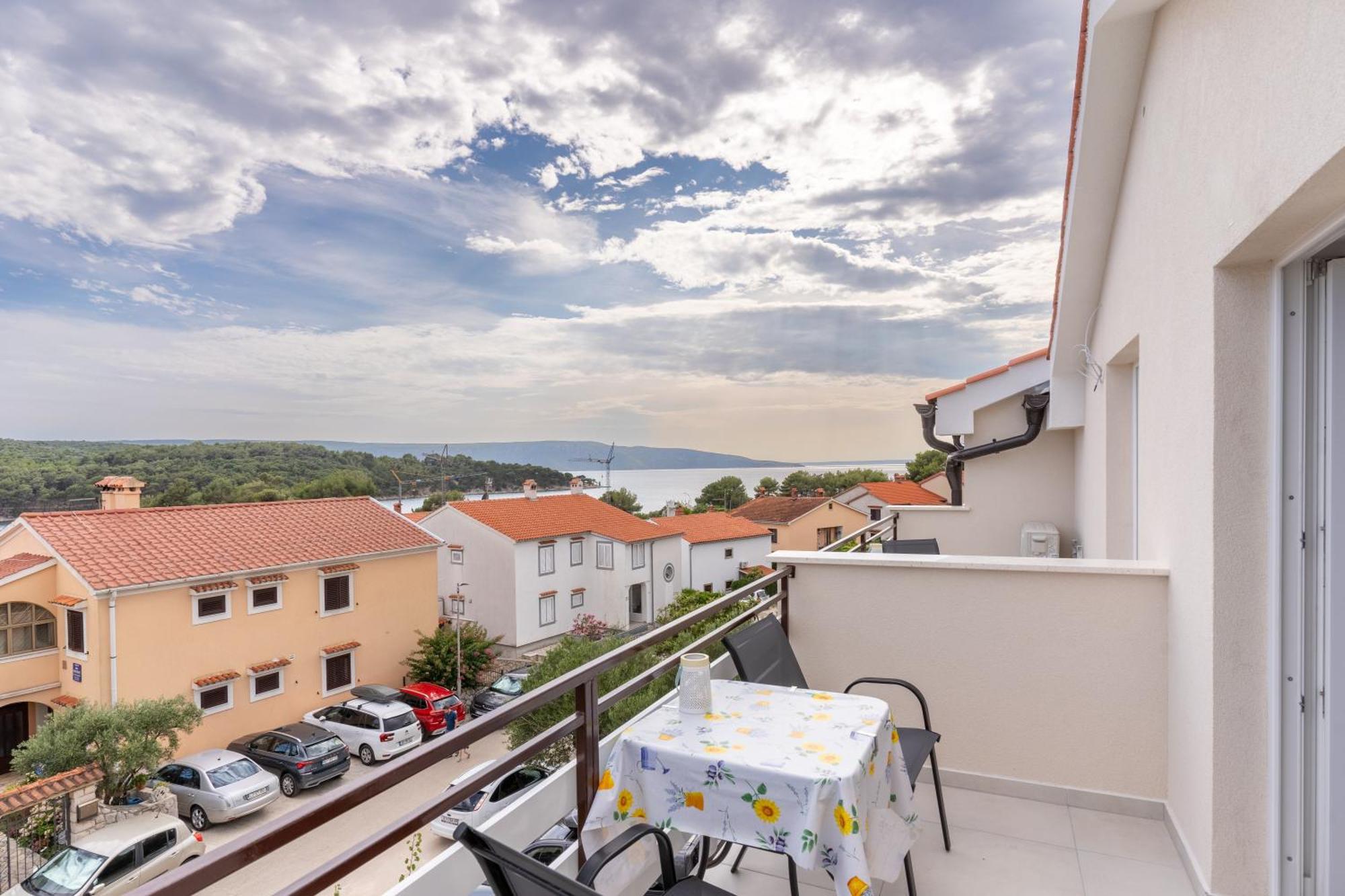 Apartments & Rooms Klemenc Cres Luaran gambar