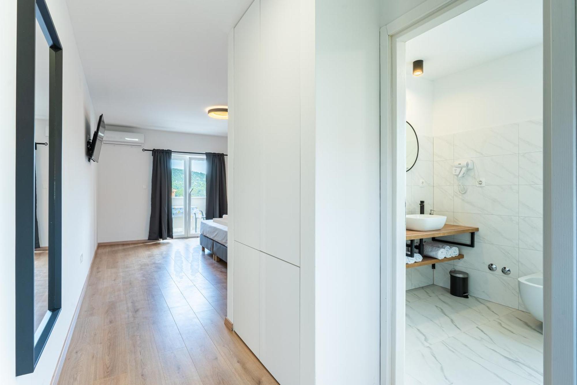 Apartments & Rooms Klemenc Cres Luaran gambar