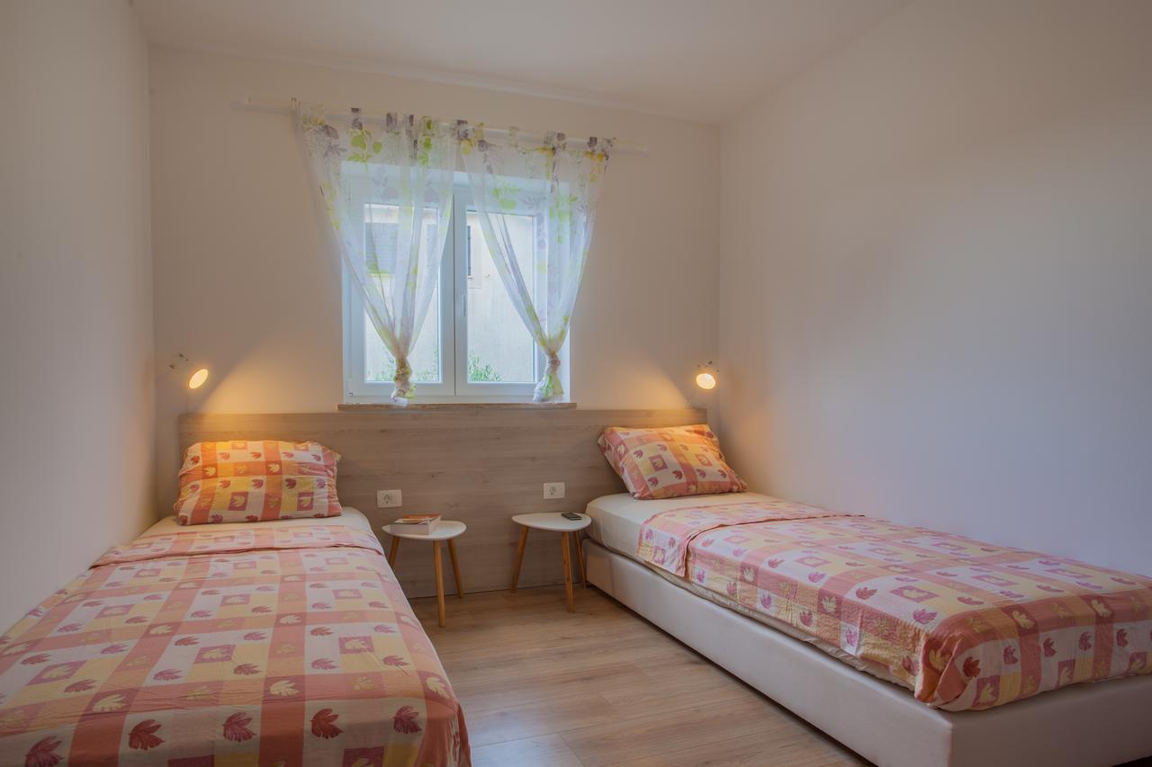 Apartments & Rooms Klemenc Cres Luaran gambar