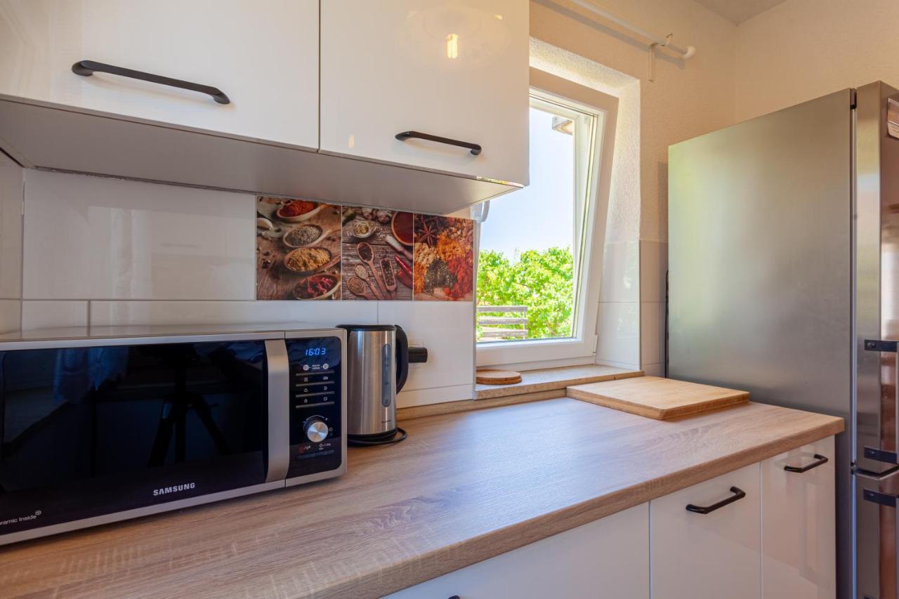Apartments & Rooms Klemenc Cres Luaran gambar